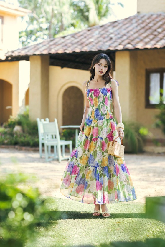 Chân váy jean dáng dài xẻ tà cạp cao cho nữ